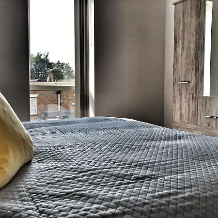 Luxury 2 Bed 2 Bath Apartment 18 Mins From Central London - Sleeps 6 Watford  Luaran gambar