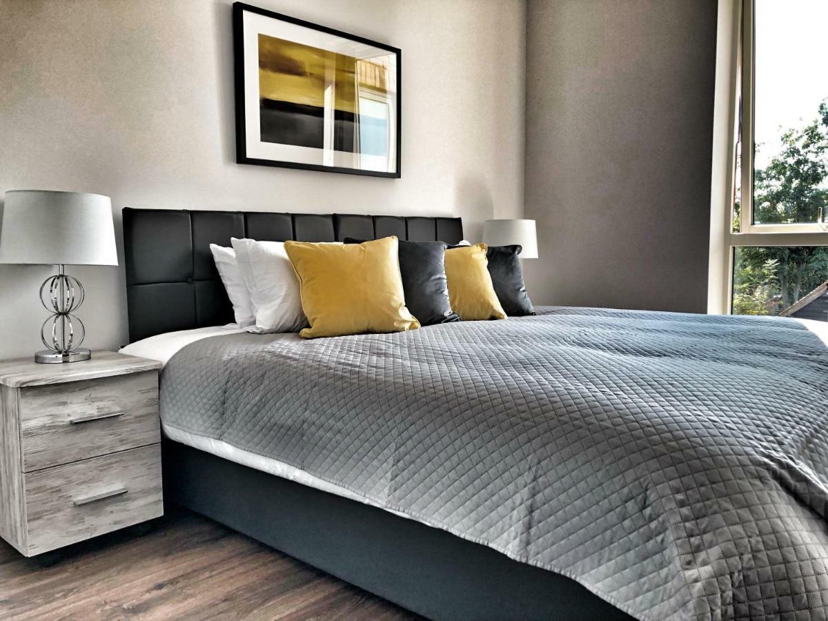 Luxury 2 Bed 2 Bath Apartment 18 Mins From Central London - Sleeps 6 Watford  Luaran gambar
